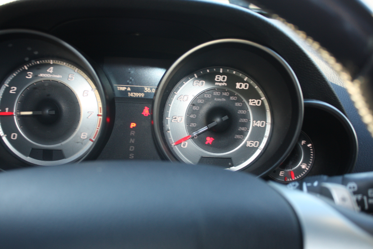 Acura MDX 6-Spd AT w/Advance Package 2011