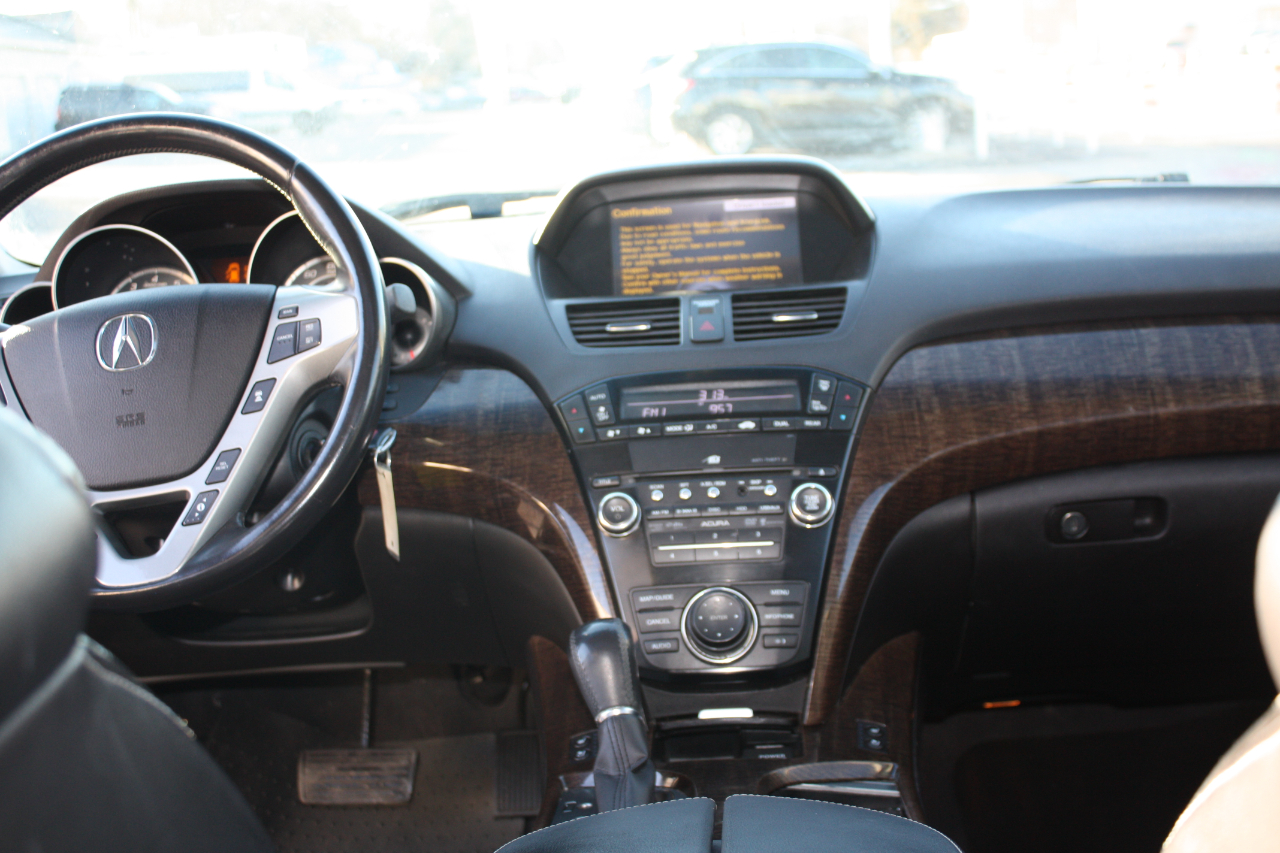 Acura MDX 6-Spd AT w/Advance Package 2011