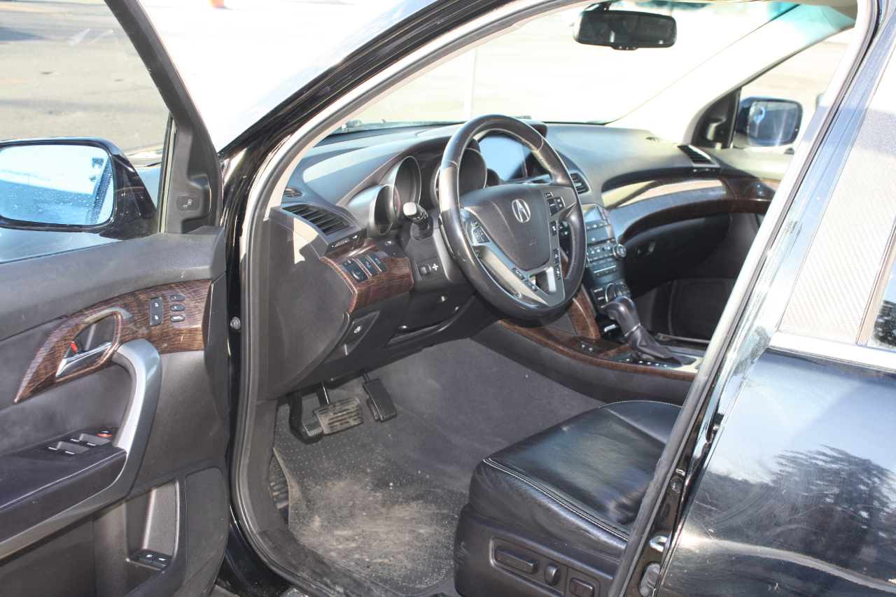 Acura MDX 6-Spd AT w/Advance Package 2011