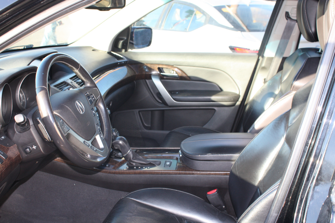 Acura MDX 6-Spd AT w/Advance Package 2011