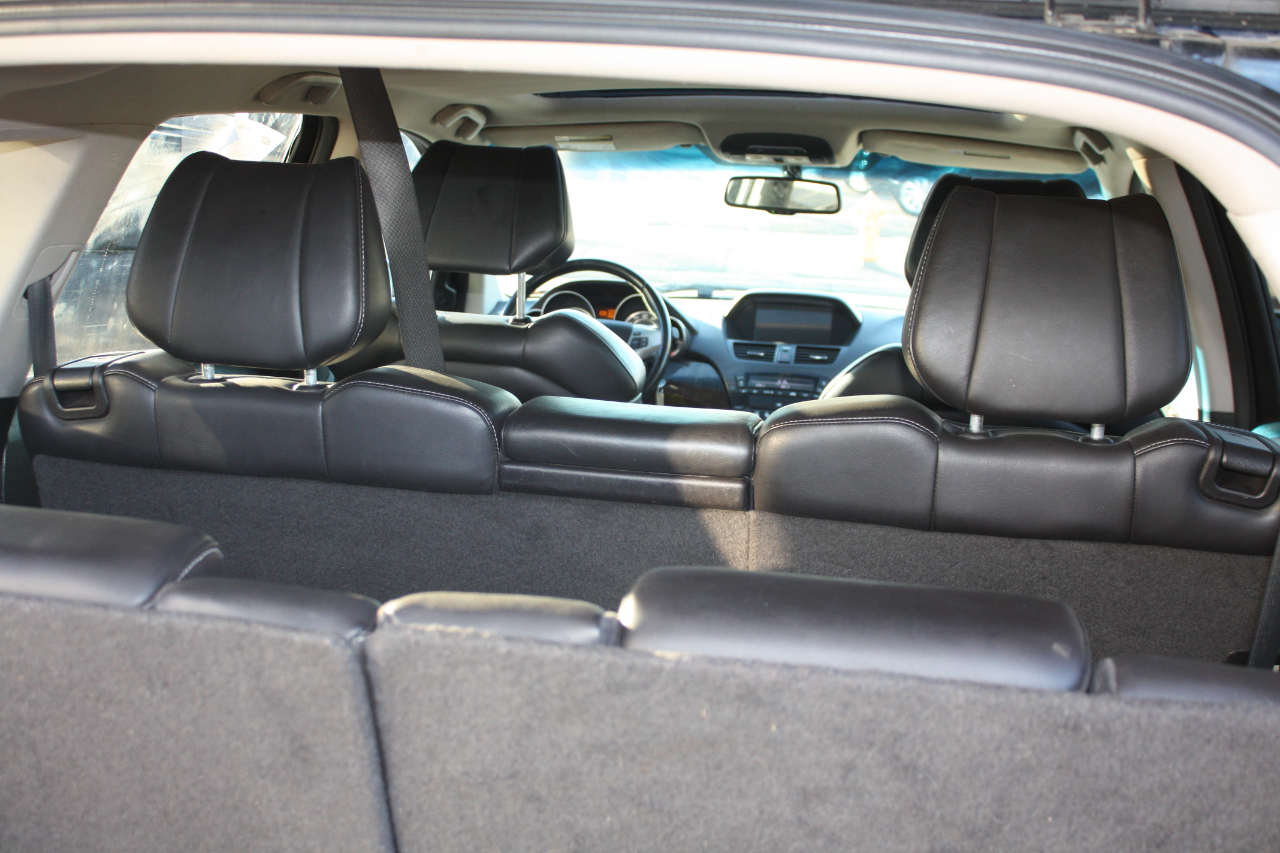 Acura MDX 6-Spd AT w/Advance Package 2011
