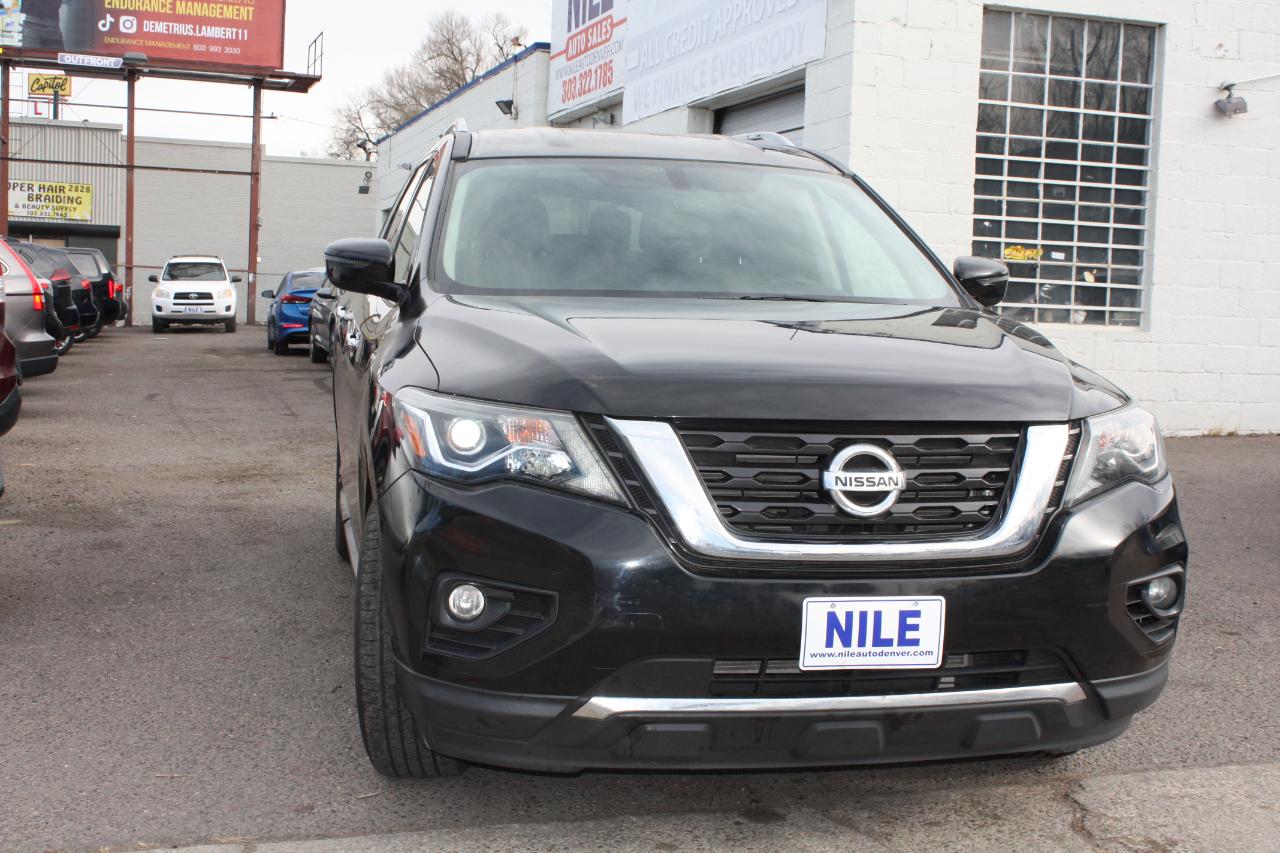 Nissan Pathfinder Platinum 4WD 2018