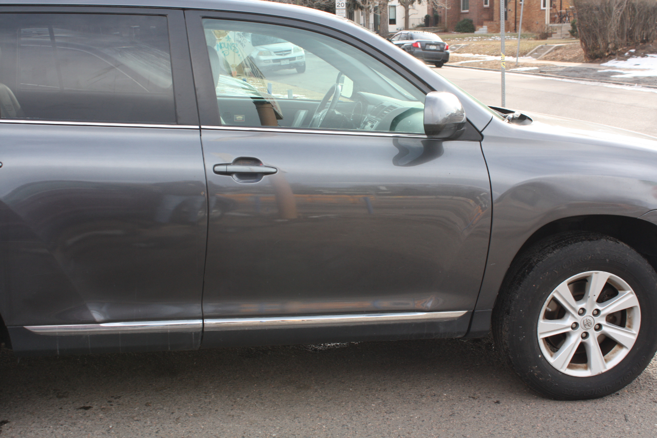 Toyota Highlander Base 4WD 2013