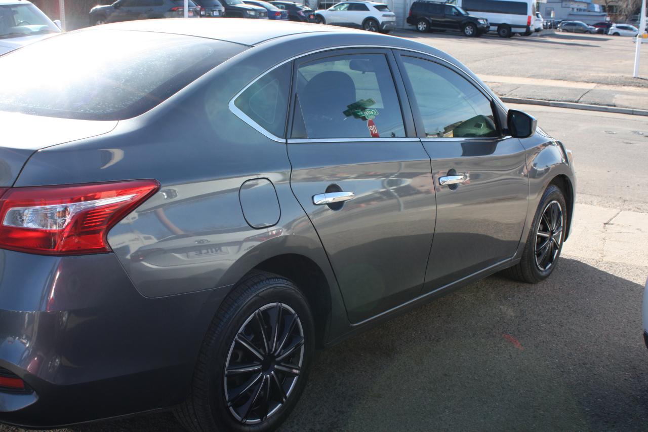 Nissan Sentra S CVT 2019