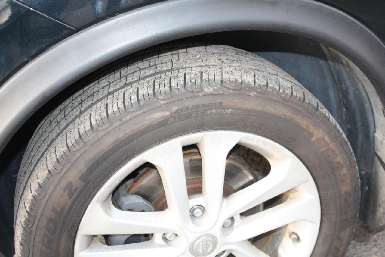 Nissan Juke S AWD 2013