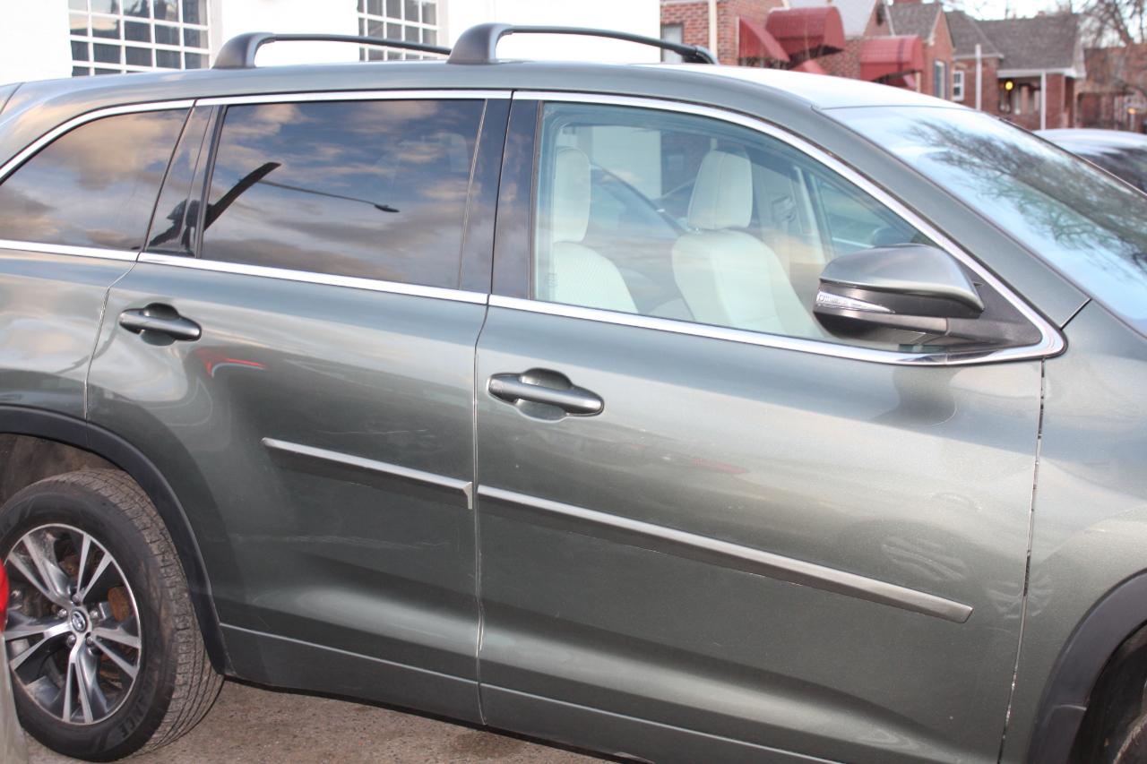 Toyota Highlander LE Plus AWD V6 2018