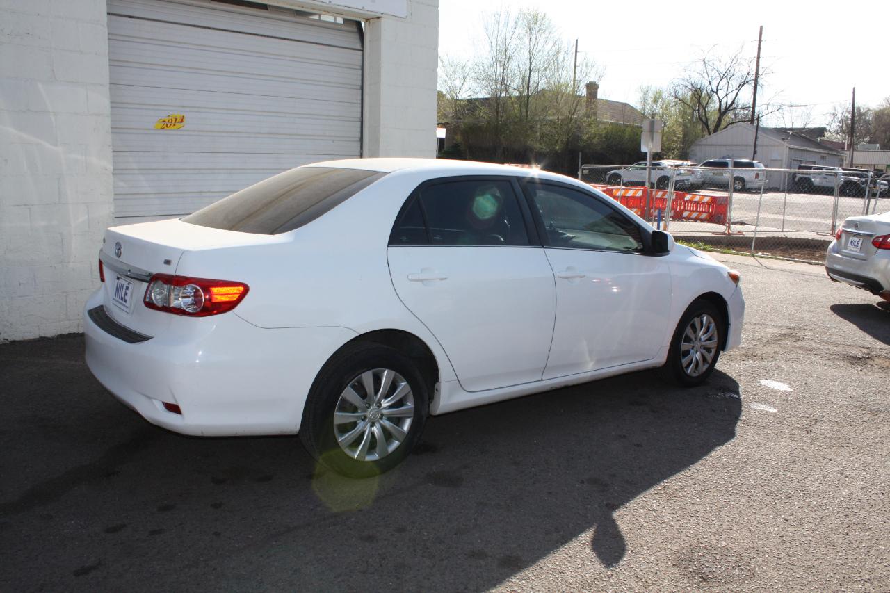 Toyota Corolla LE 2013