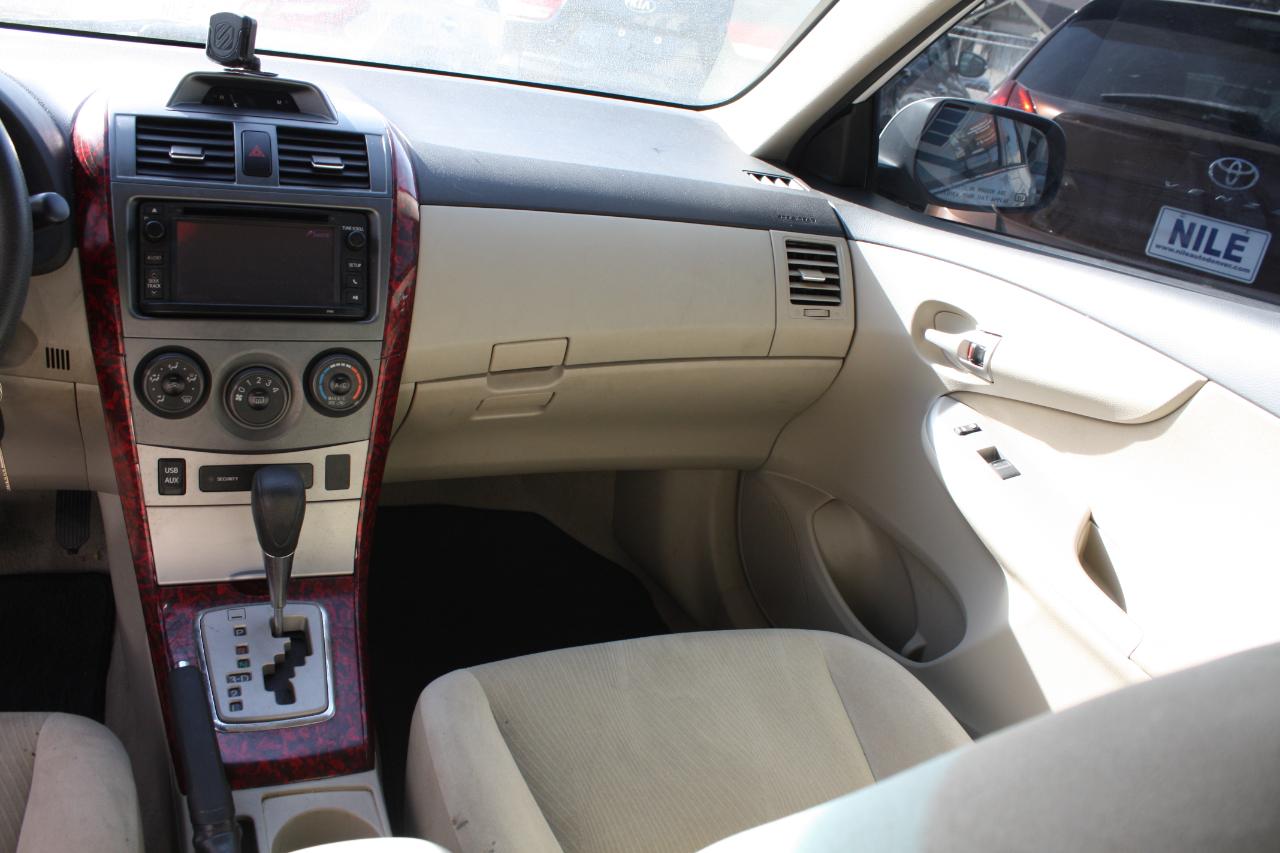 Toyota Corolla LE 2013