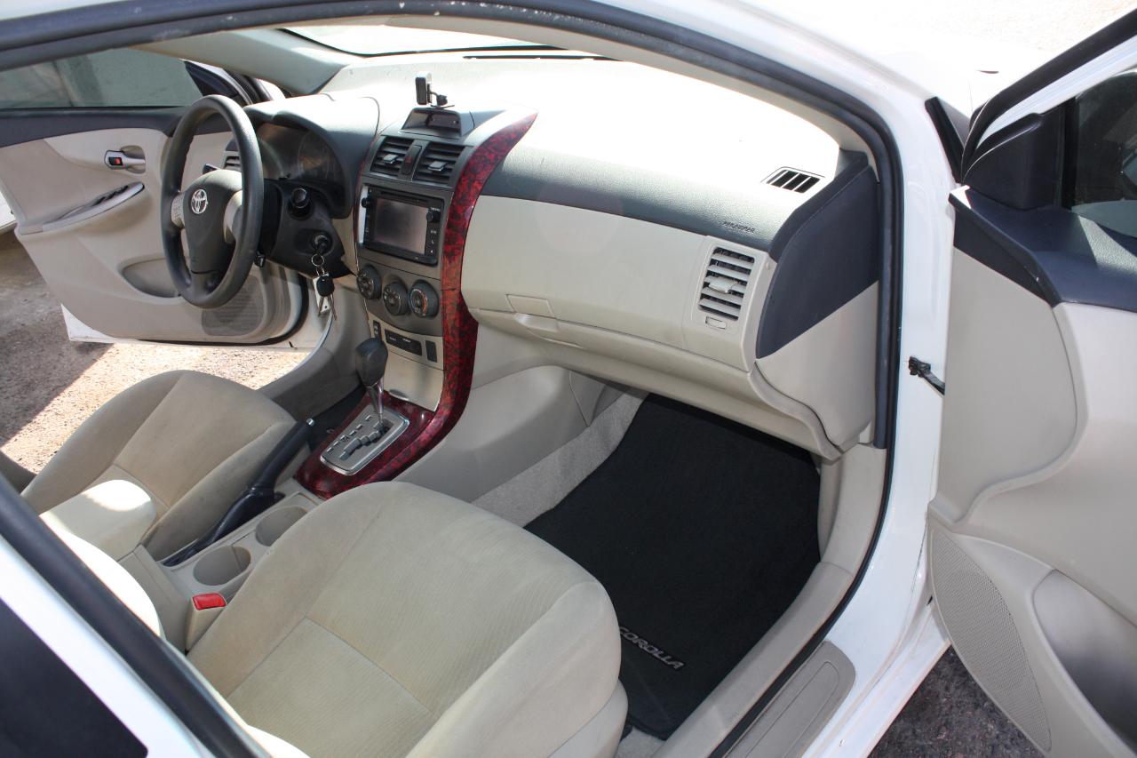 Toyota Corolla LE 2013