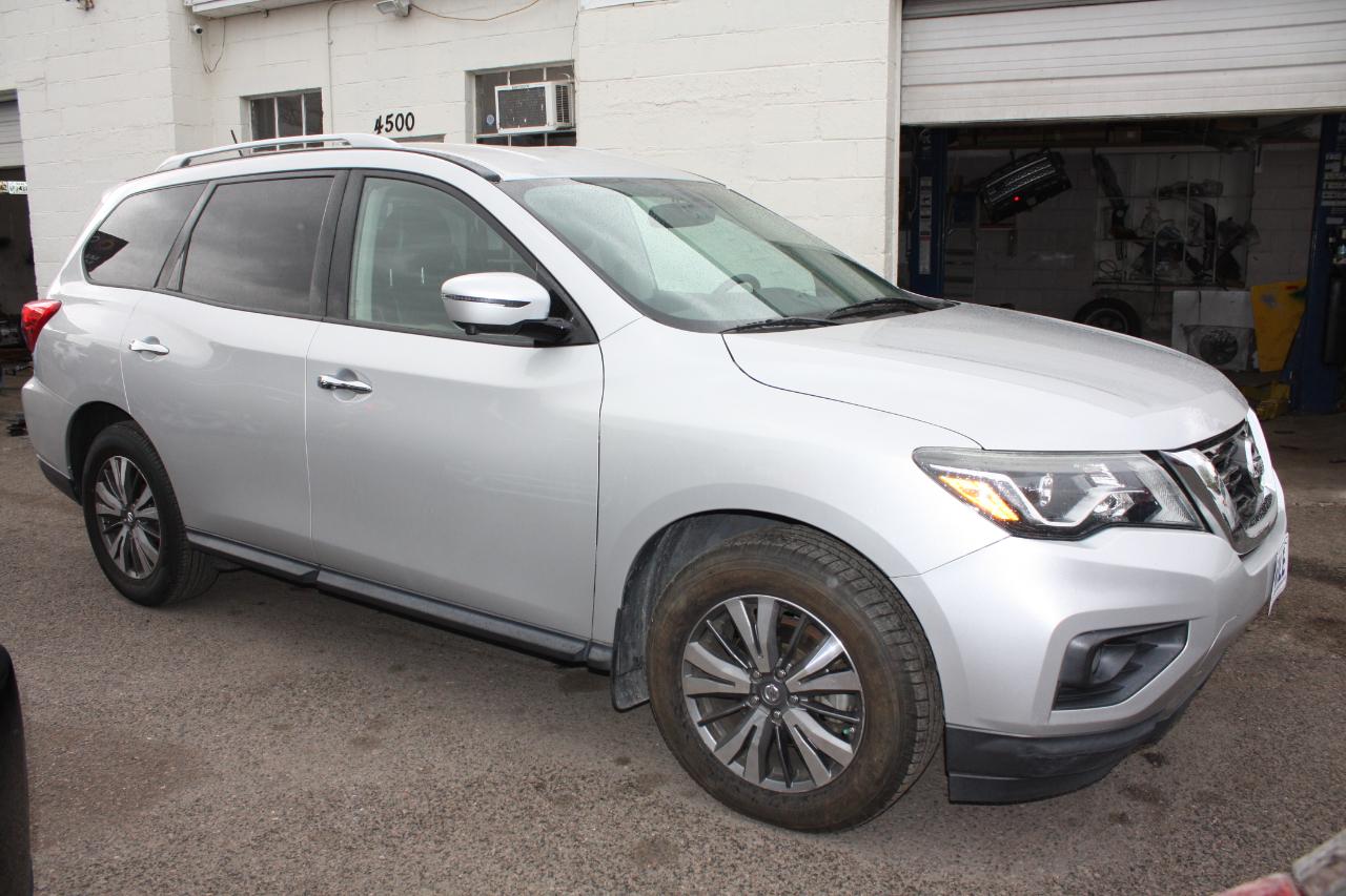 Nissan Pathfinder Platinum 4WD 2018