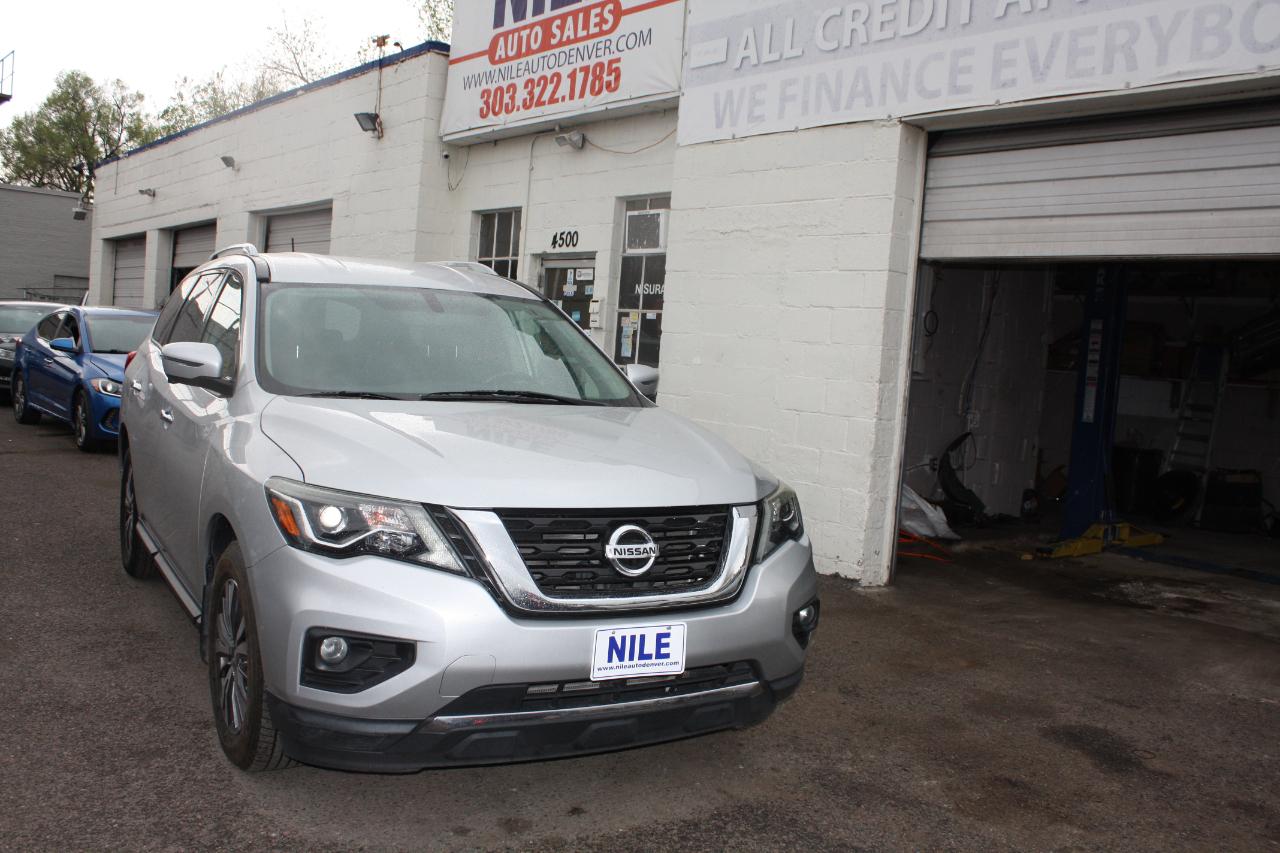 Nissan Pathfinder Platinum 4WD 2018