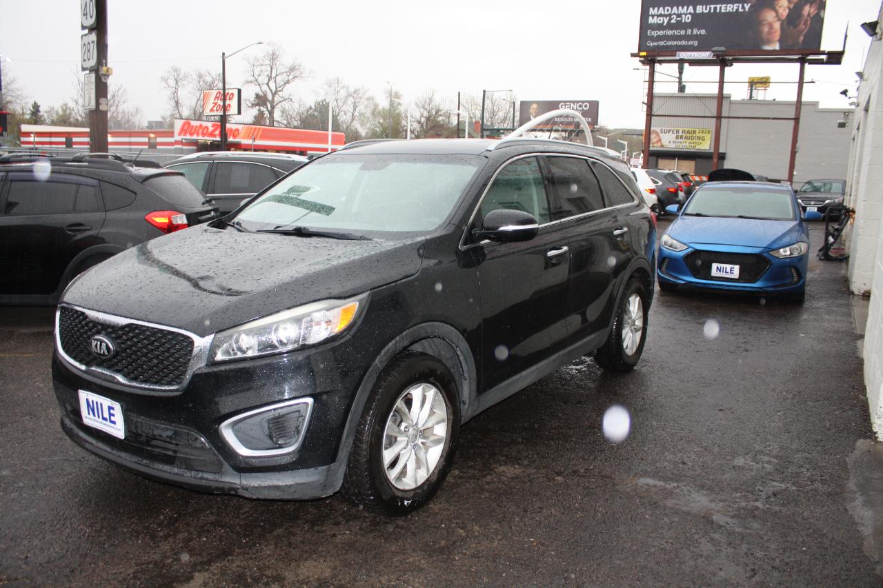 Kia Sorento L 4D SUV FWD 2017