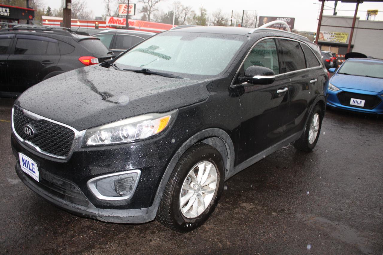Kia Sorento L 4D SUV FWD 2017
