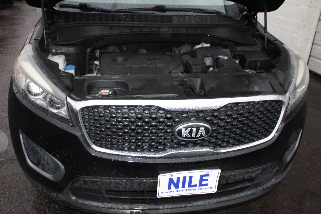 Kia Sorento L 4D SUV FWD 2017