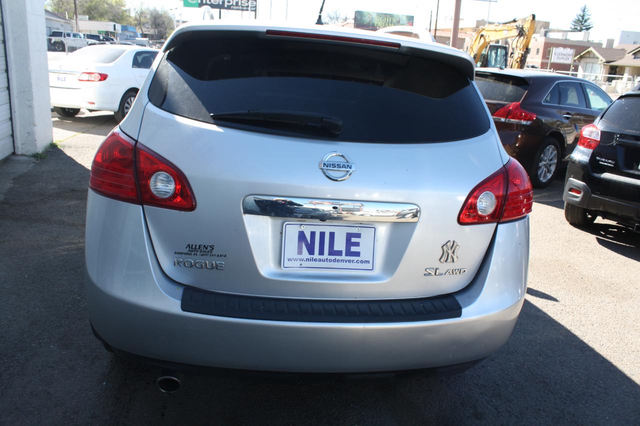 Nissan Rogue S AWD 2013