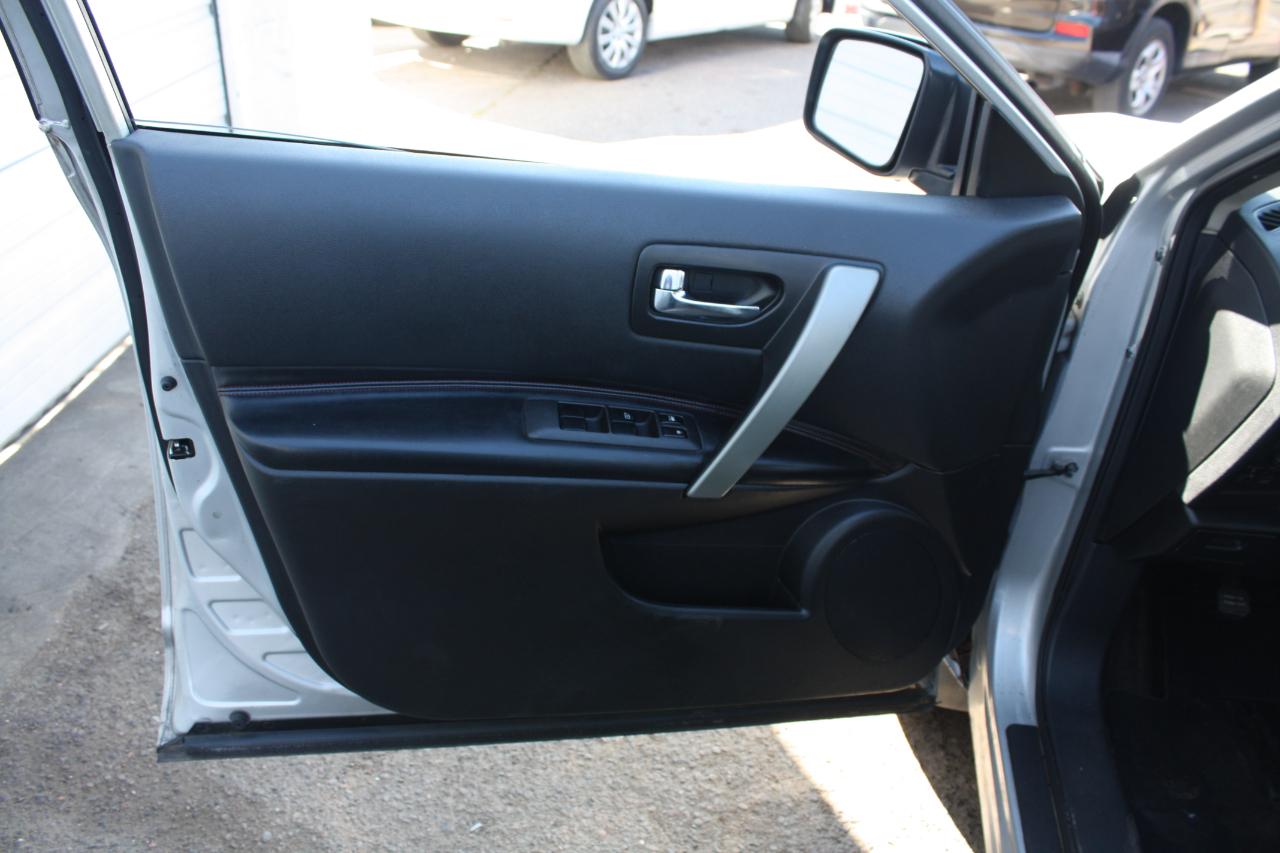 Nissan Rogue S AWD 2013
