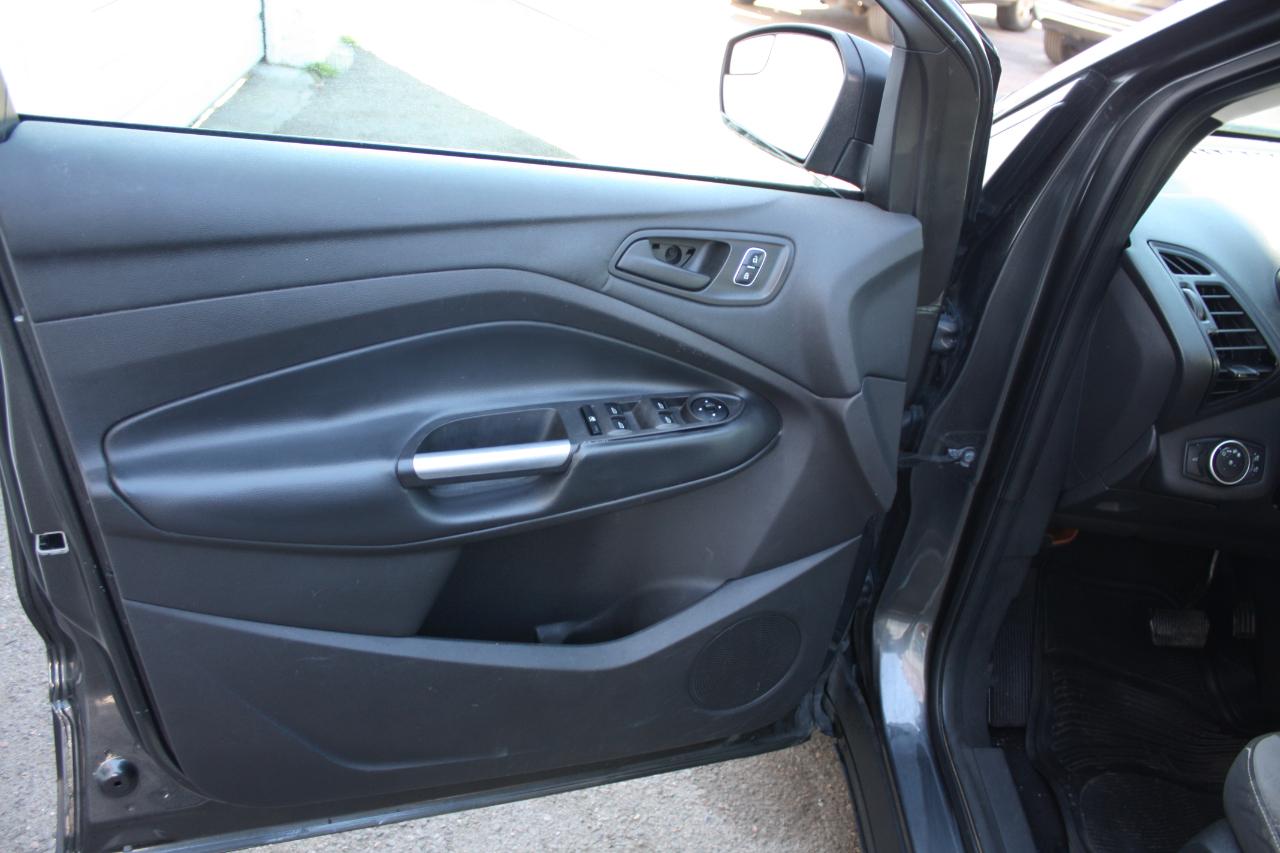 Ford Escape S FWD 2018