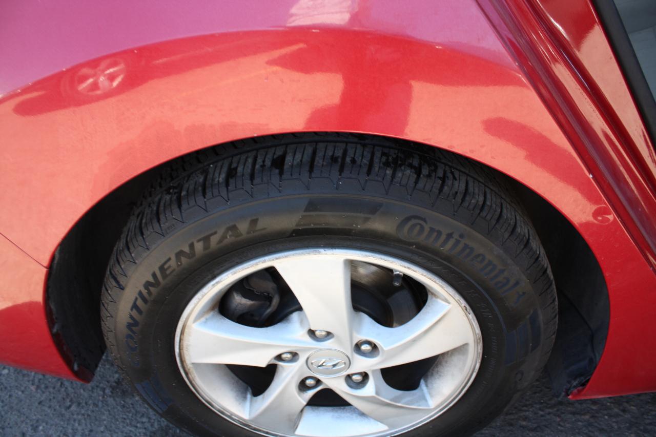 Hyundai Elantra SE 6AT 2015