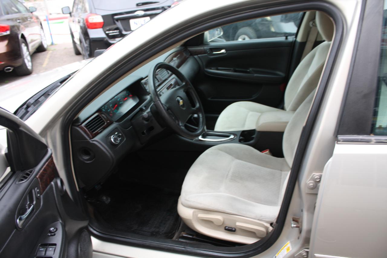 Chevrolet Impala LT (Fleet) 2012