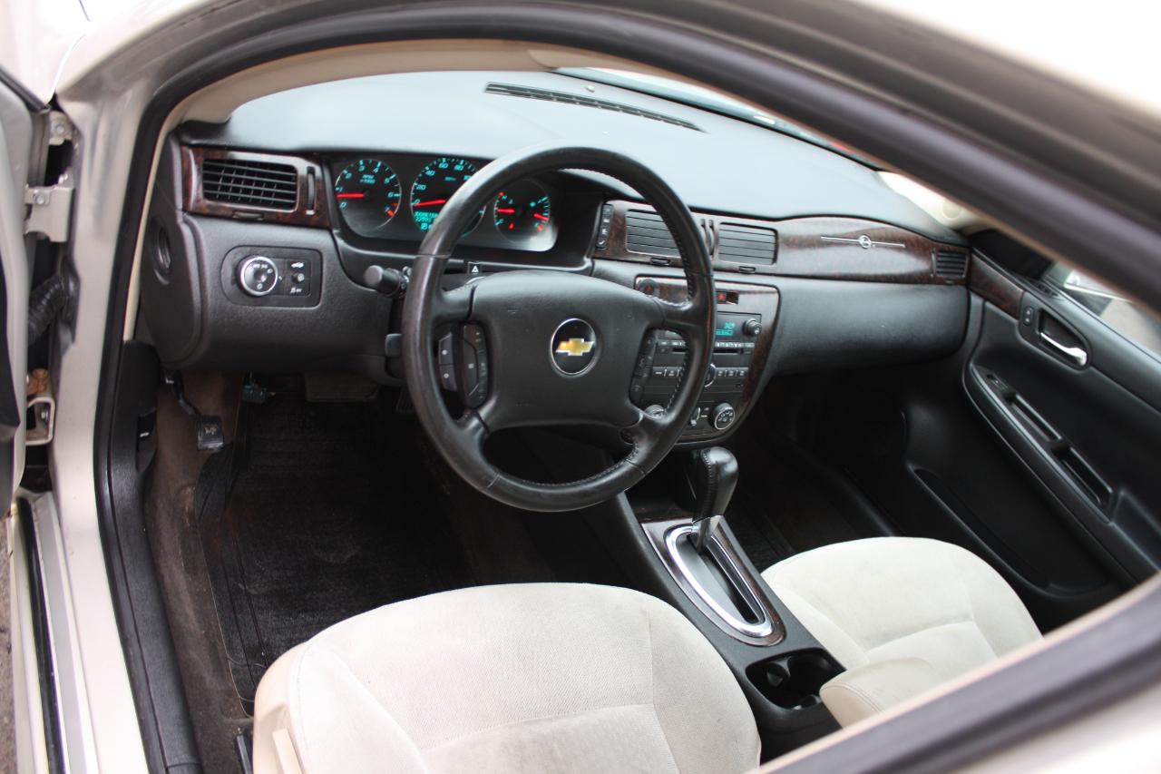 Chevrolet Impala LT (Fleet) 2012
