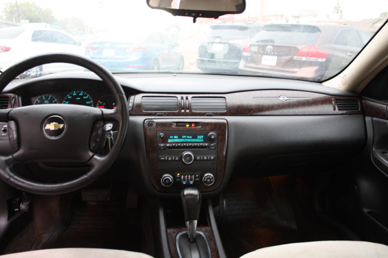 Chevrolet Impala LT (Fleet) 2012