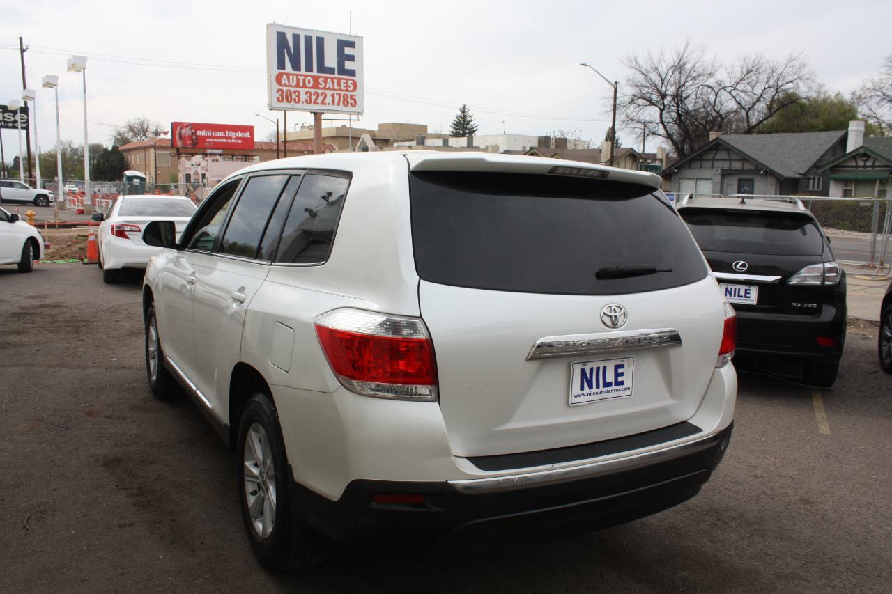 Toyota Highlander 4dr V6 Sport w/3rd Row (Natl) 2012