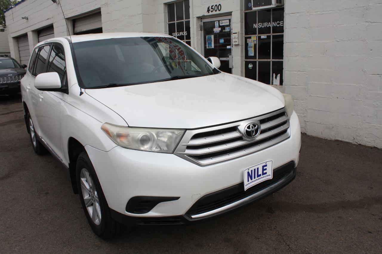 Toyota Highlander 4dr V6 Sport w/3rd Row (Natl) 2012