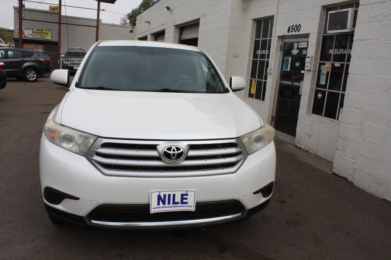 Toyota Highlander 4dr V6 Sport w/3rd Row (Natl) 2012