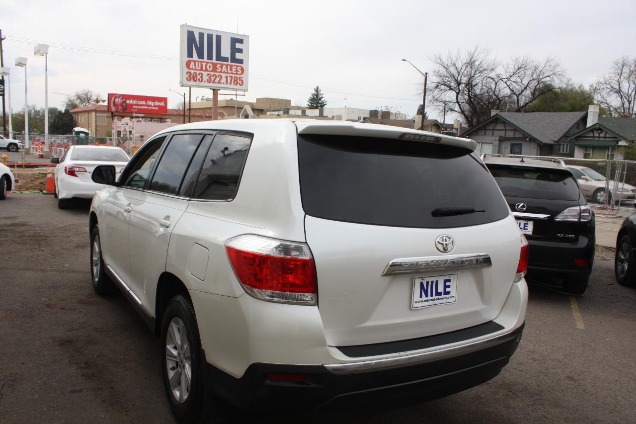 Toyota Highlander 4dr V6 Sport w/3rd Row (Natl) 2012