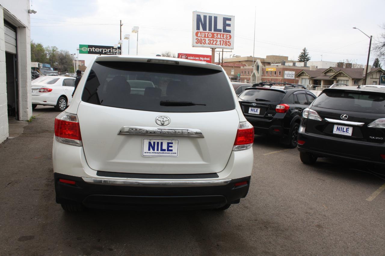 Toyota Highlander 4dr V6 Sport w/3rd Row (Natl) 2012