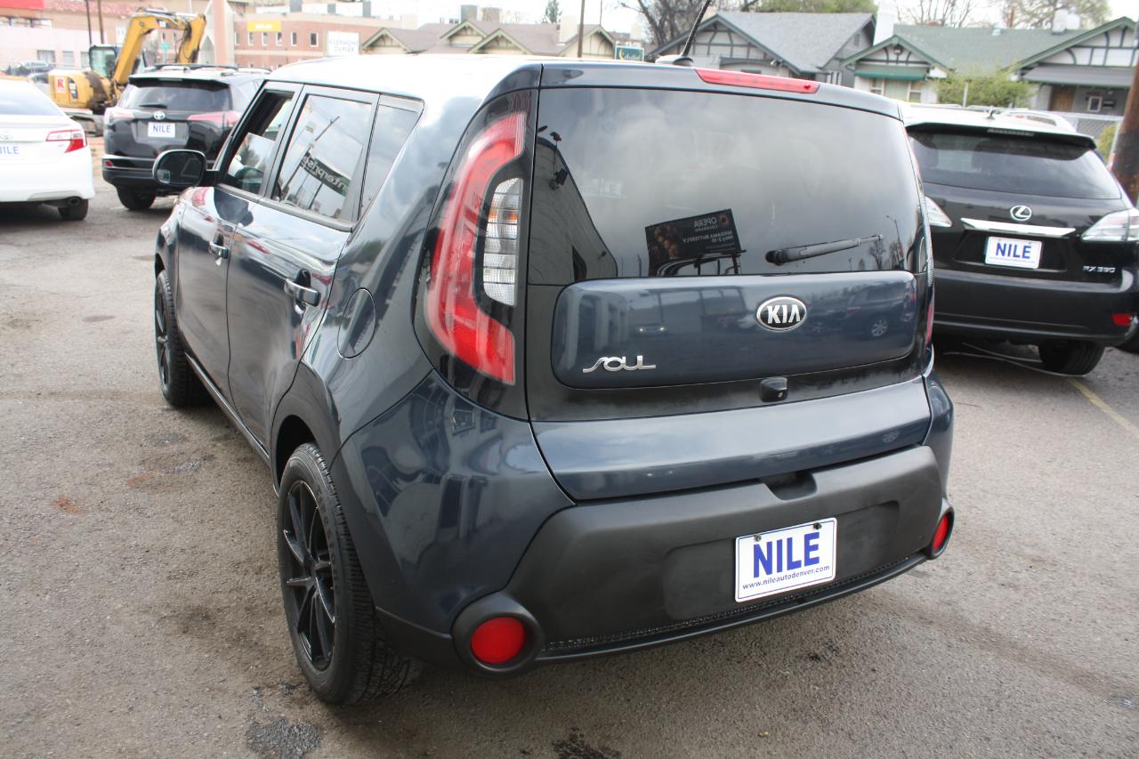 Kia Soul + w/Signature 2.0 Special Edition 2016