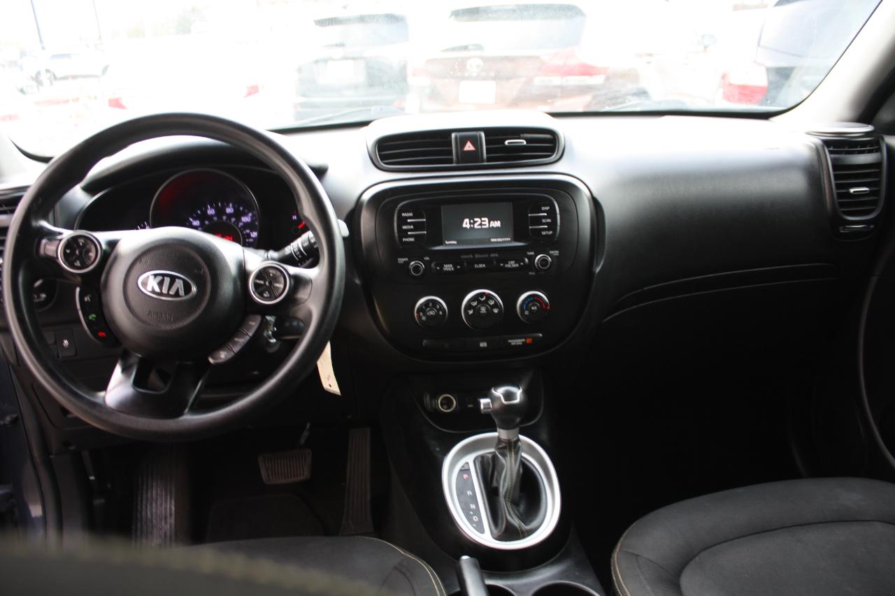 Kia Soul + w/Signature 2.0 Special Edition 2016