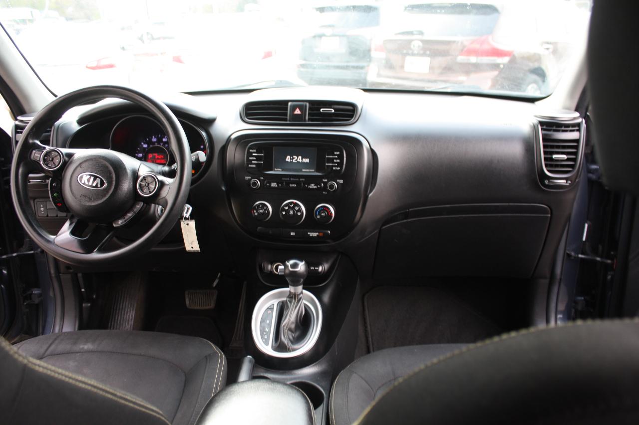Kia Soul + w/Signature 2.0 Special Edition 2016