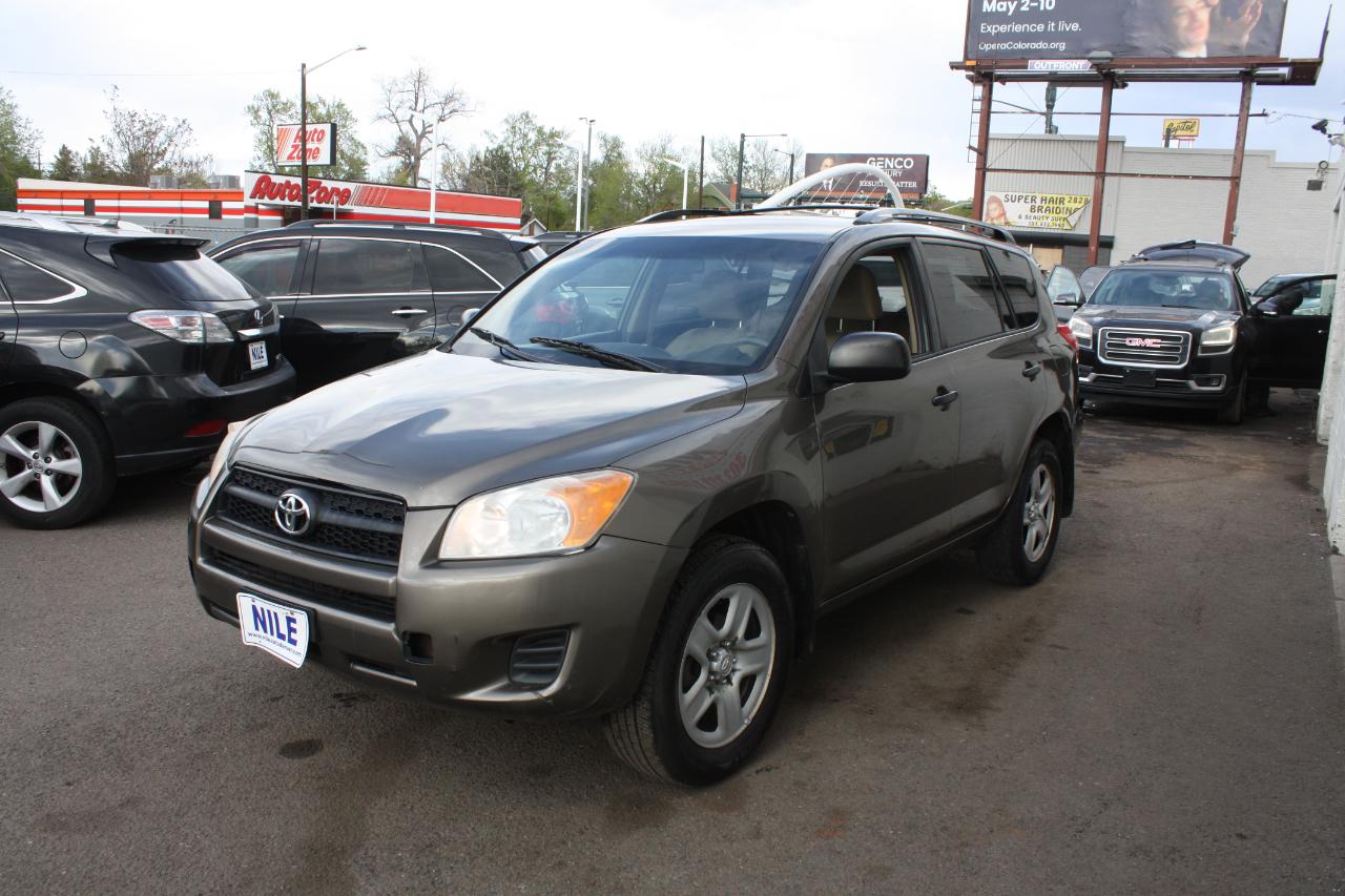 Toyota RAV4 Base I4 4WD 2012