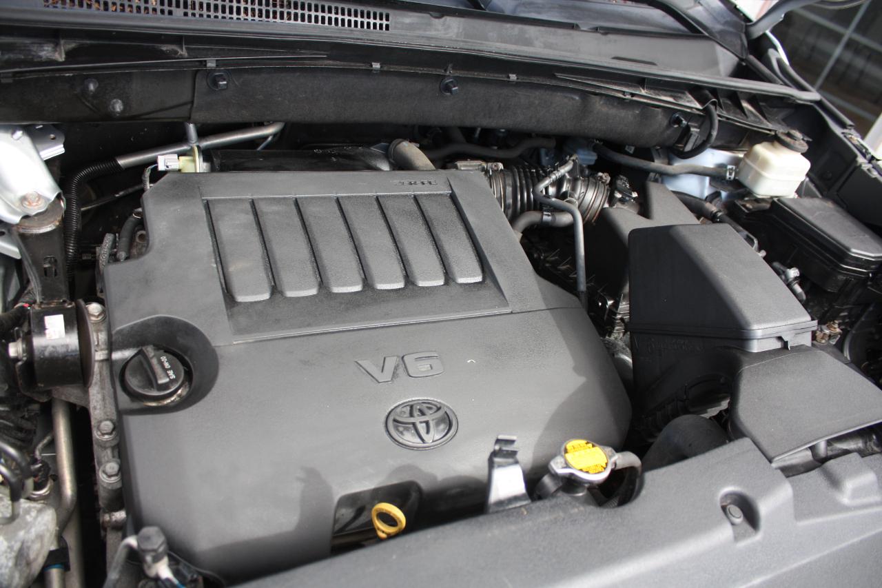 Toyota Highlander LE AWD V6 2015