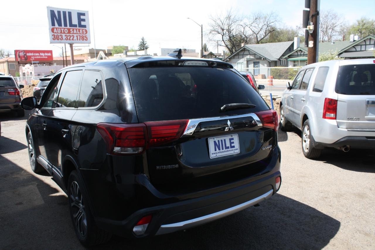 Mitsubishi Outlander SEL AWD 2018