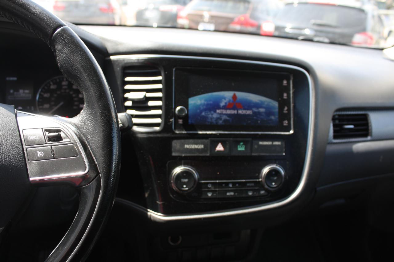 Mitsubishi Outlander SEL AWD 2018