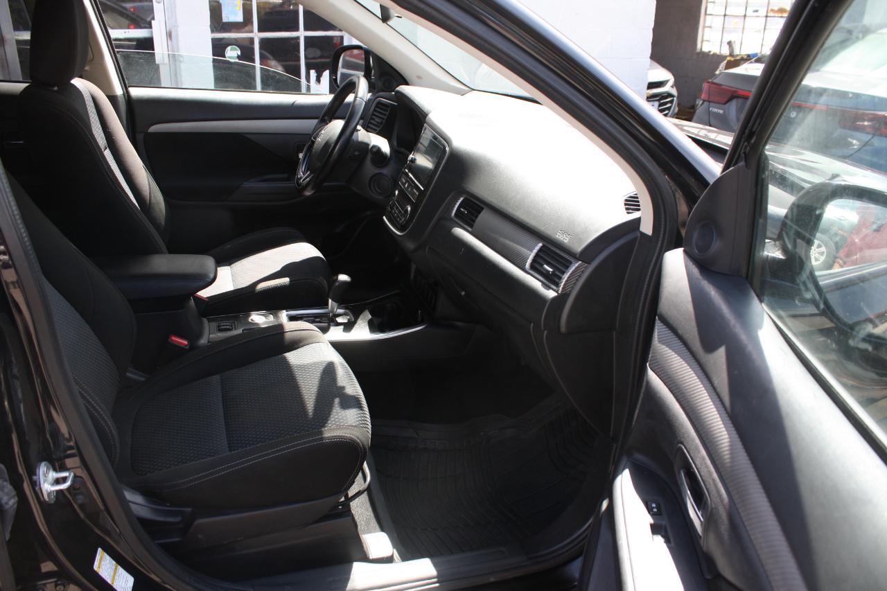 Mitsubishi Outlander SEL AWD 2018