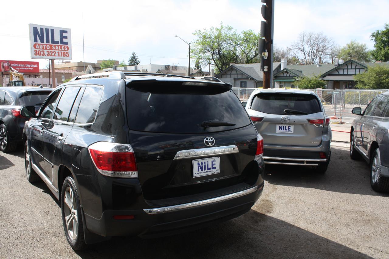 Toyota Highlander Limited FWD (Natl) 2012