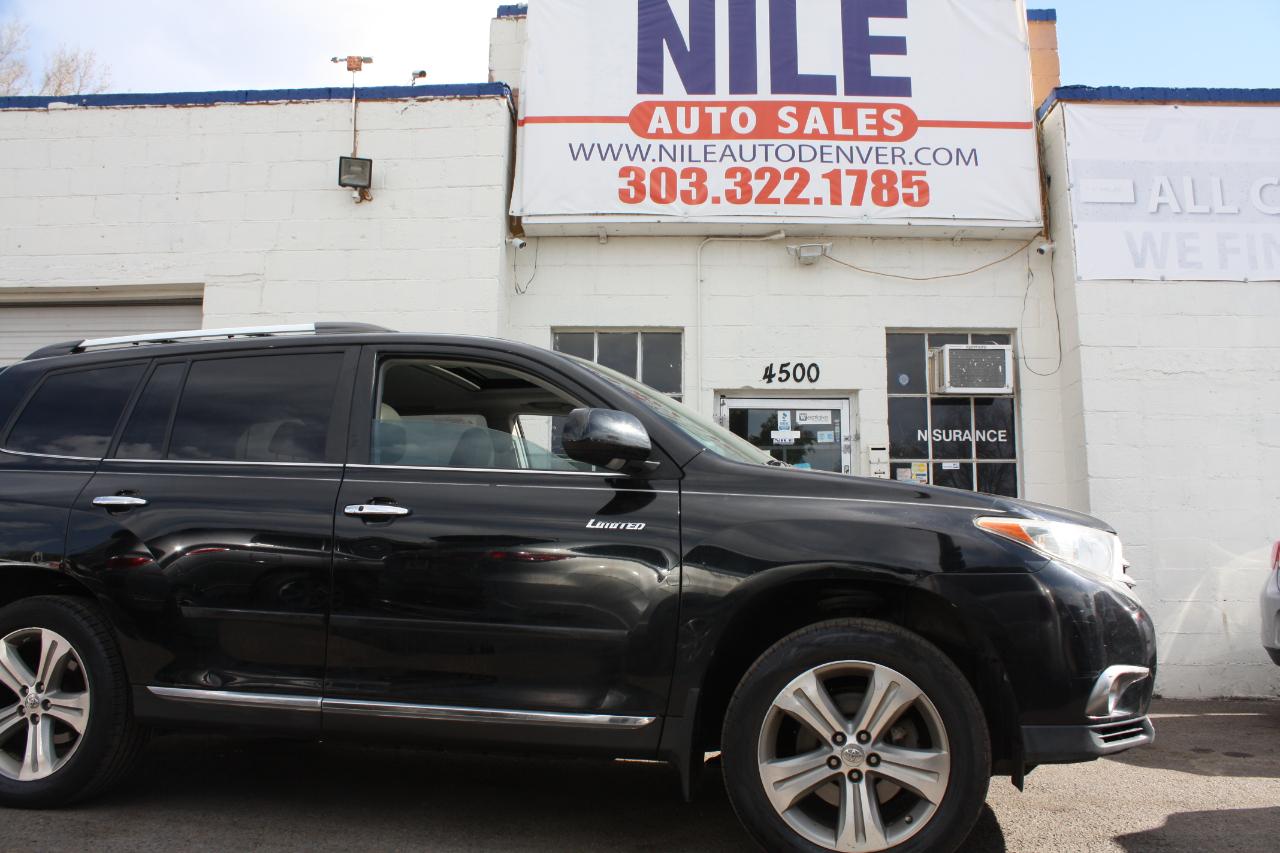 Toyota Highlander Limited FWD (Natl) 2012