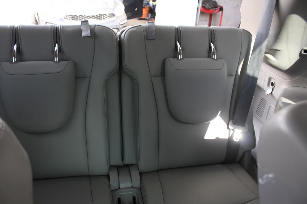 Toyota Highlander Limited FWD (Natl) 2012