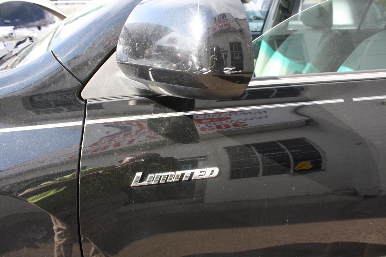 Toyota Highlander Limited FWD (Natl) 2012