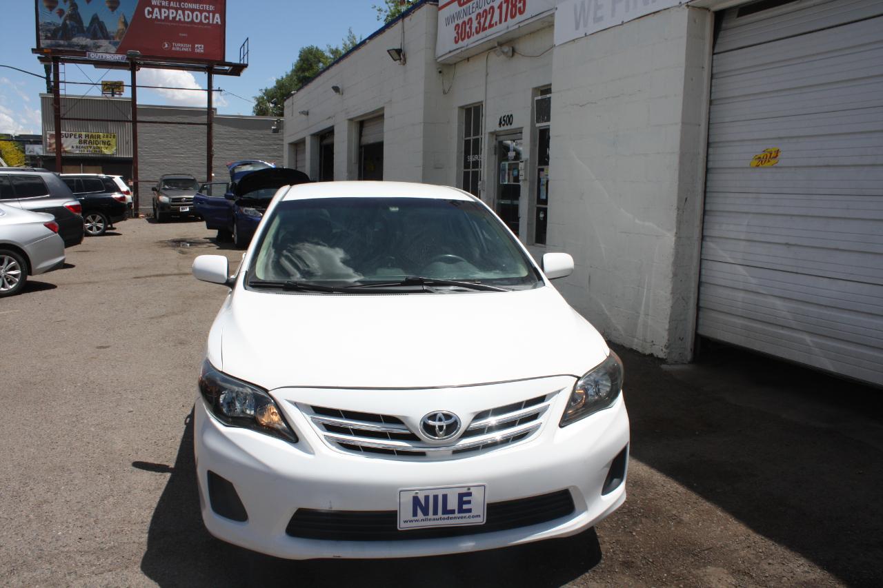 Toyota Corolla S 5-Speed MT 2013