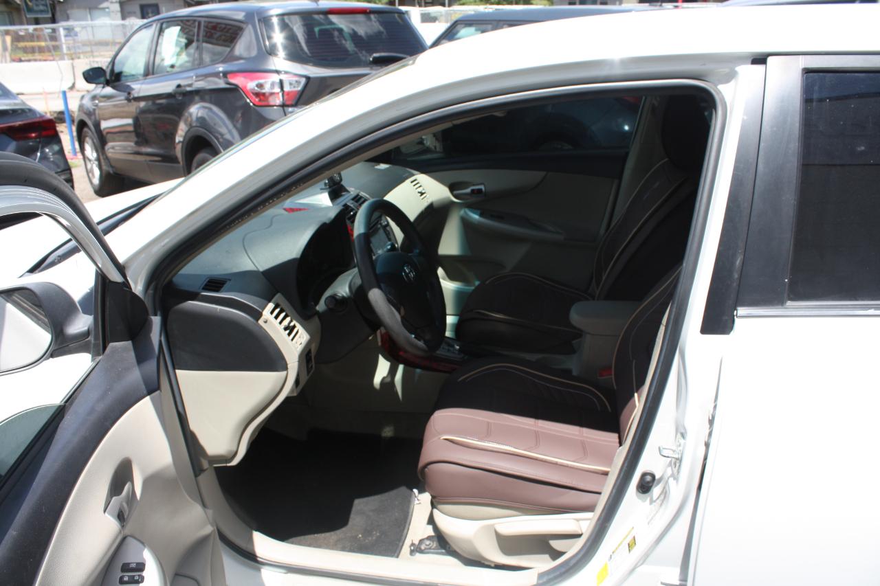 Toyota Corolla S 5-Speed MT 2013