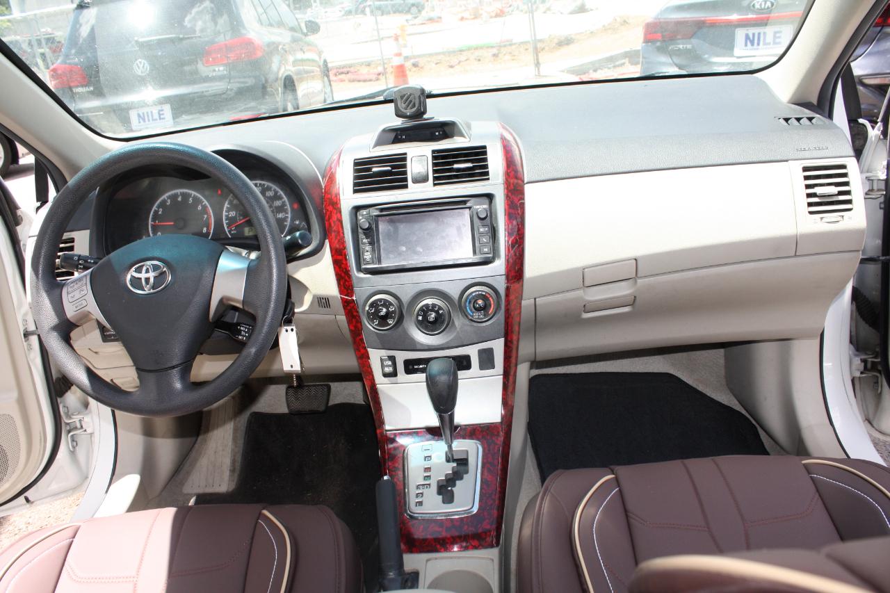 Toyota Corolla S 5-Speed MT 2013