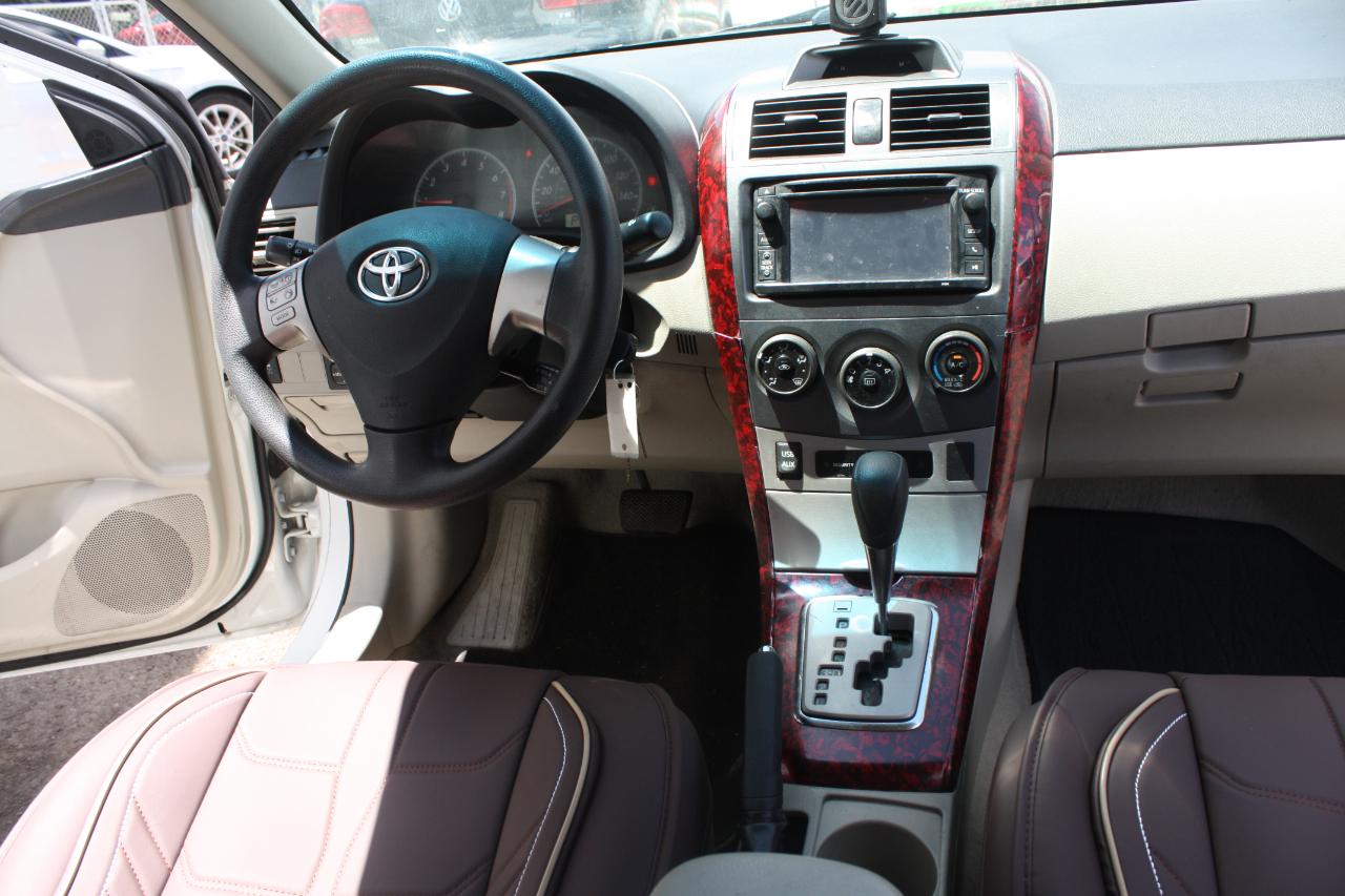 Toyota Corolla S 5-Speed MT 2013
