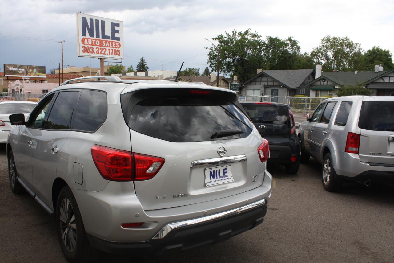 Nissan Pathfinder Platinum 4WD 2018