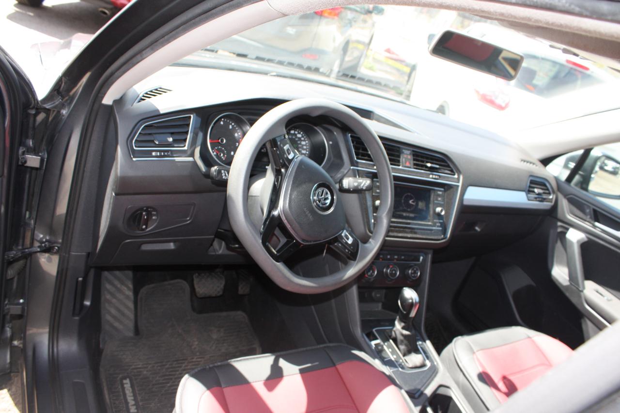 Volkswagen Tiguan S 2019