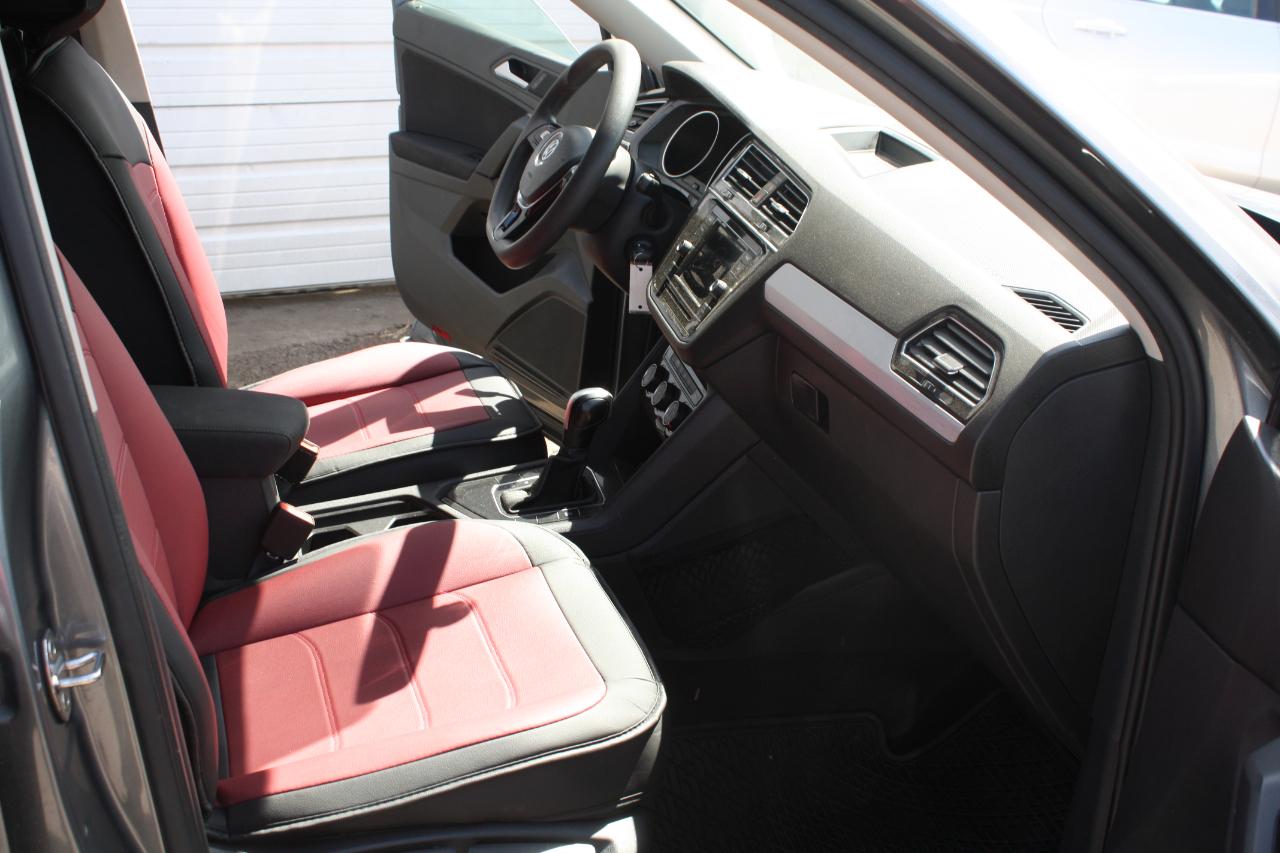 Volkswagen Tiguan S 2019