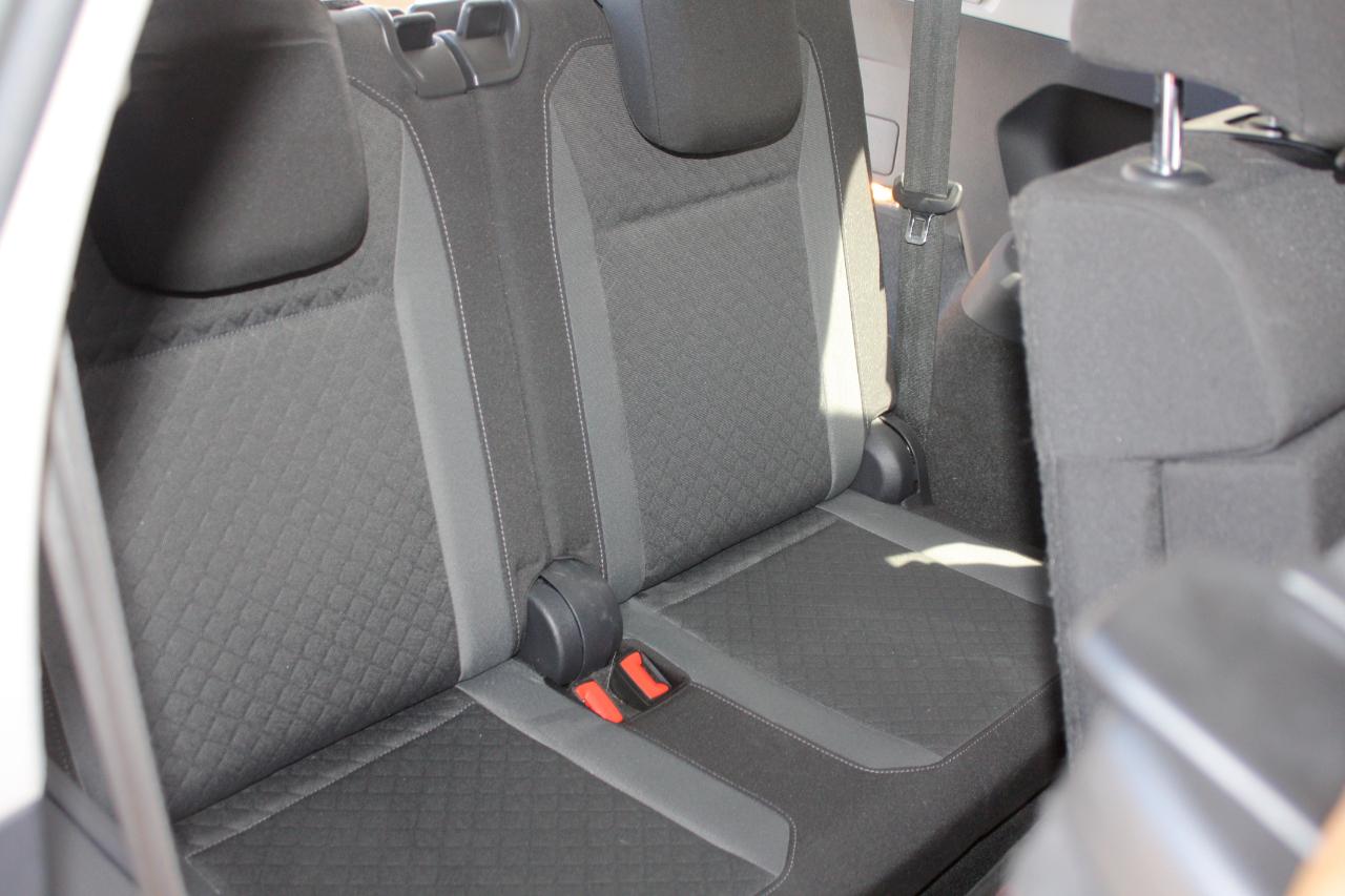 Volkswagen Tiguan S 2019